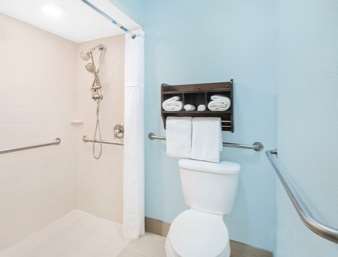Americas Best Value Inn Bishop/Kingsville Quarto foto